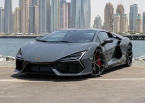 Lamborghini Revuelto