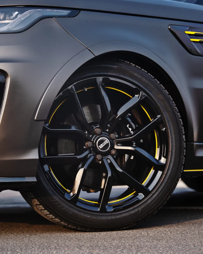 Range Rover SVR
